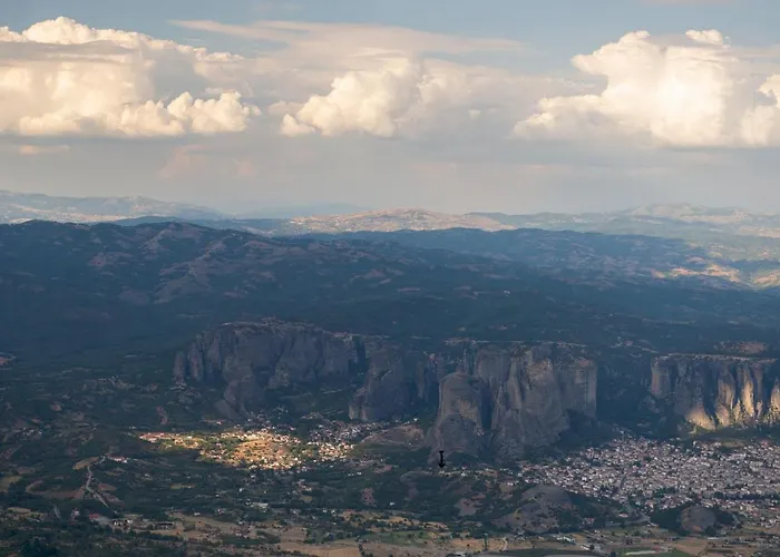 Majestic View Home Just Under Meteora Unesco Site